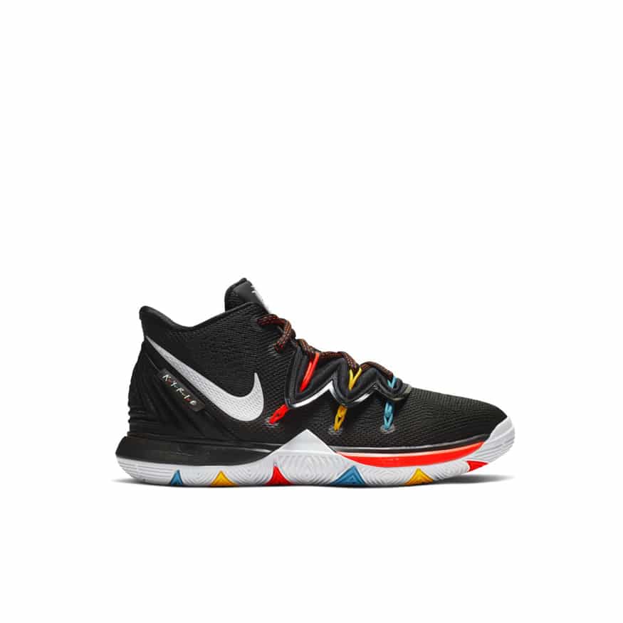 kyrie nike friends